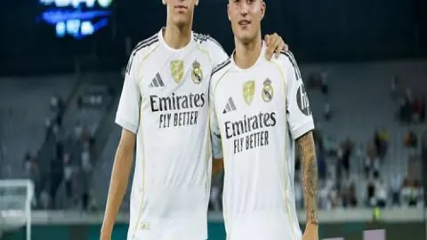 “以赛亚-乔揭秘：球队称霸秘诀——雷霆篮球风格追求”